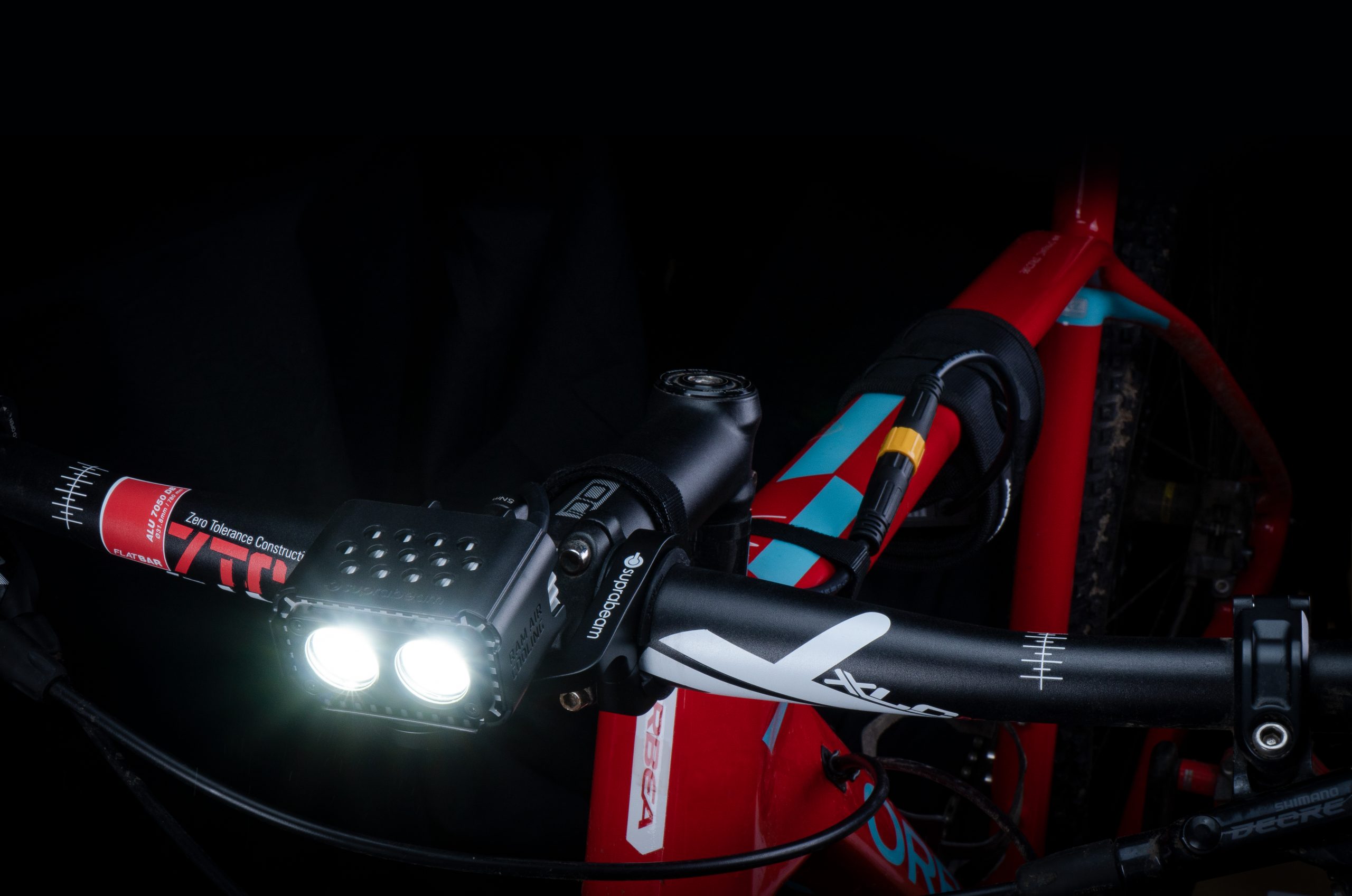 CYKEL LAMPA B6R, 36WH