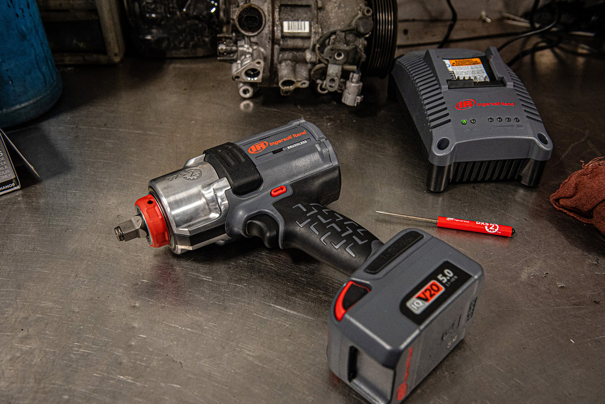 BATTERIMUTTERDRAGARE W7153